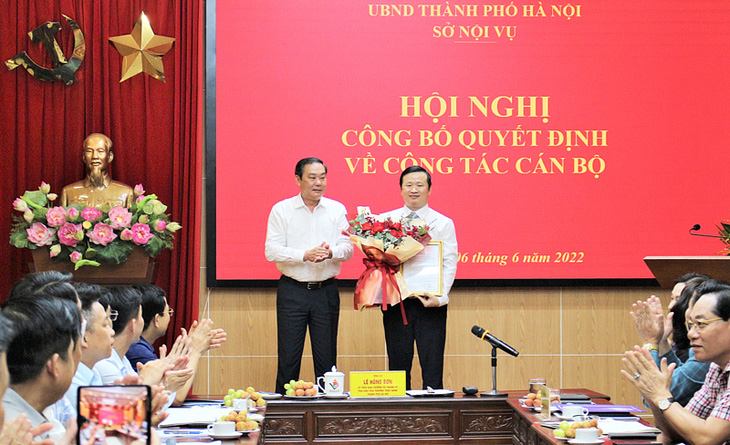Chủ tịch Hà Nội bổ nhiệm ông Mai Xuân Trường làm phó giám đốc Sở Nội vụ - Ảnh 1.