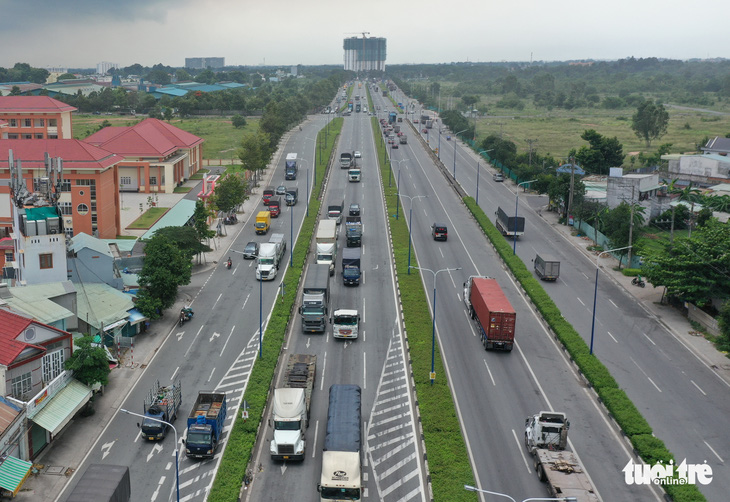 Chờ đi tour vành đai 3 TP.HCM - Ảnh 1.