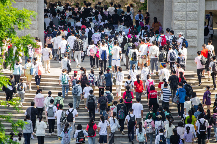 12 triệu học sinh Trung Quốc mang xét nghiệm âm tính đi thi đại học - Ảnh 2.