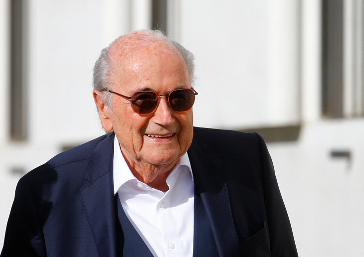 Blatter và Platini hầu tòa, đối diện mức án 5 năm tù - Ảnh 1.