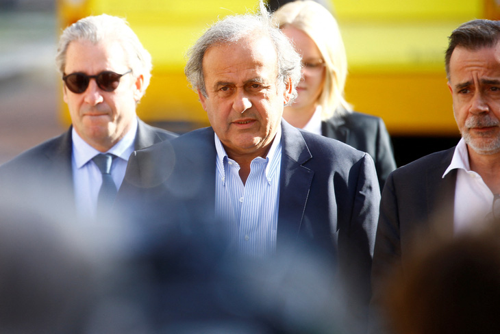 Blatter và Platini hầu tòa, đối diện mức án 5 năm tù - Ảnh 2.