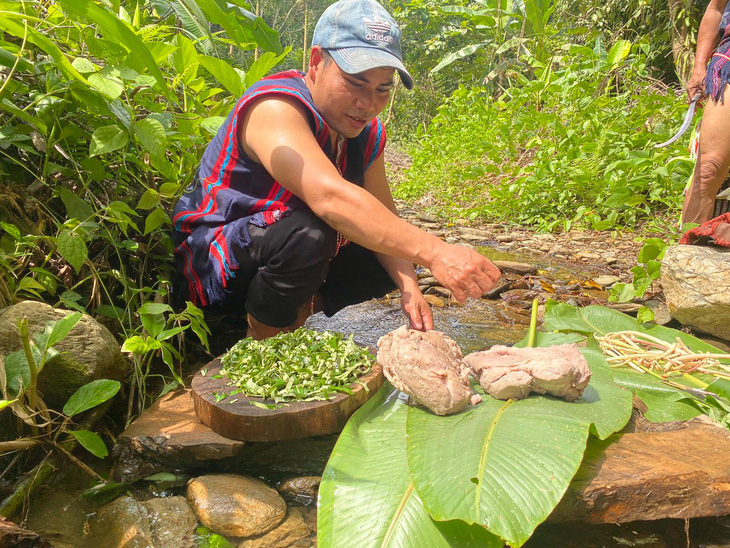 Khám phá ẩm thực và văn hóa Cơ Tu tại khu du lịch Cổng trời Đông Giang - Ảnh 3.