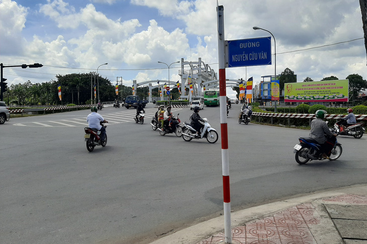 Bảo Định hà, kênh đào đầu tiên ở đất phương Nam - Kỳ 3: Cha, con danh tướng đào kênh, đắp lũy - Ảnh 1.