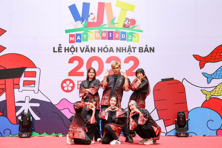 ‘VJIT MATSURI 2022’ - Rực rỡ sắc màu văn hóa Nhật Bản tại HUTECH - Ảnh 1.