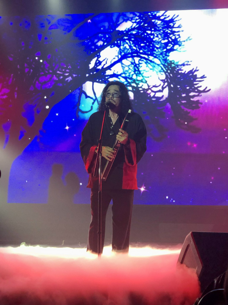 Gia đình Cẩm Vân, Khắc Triệu góp giọng trong live show ‘Bách biến’ của Y Thanh - Ảnh 6.