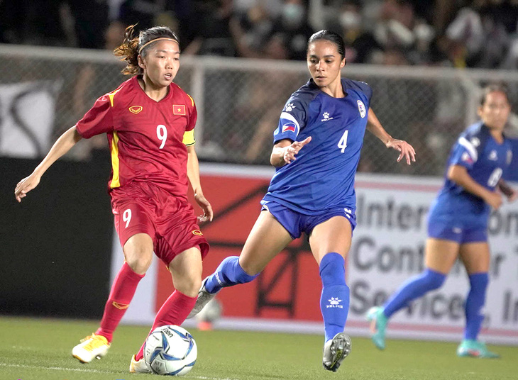 Giải bóng đá nữ Đông Nam Á 2022: Việt Nam bất lực trước ngoại binh của Philippines - Ảnh 1.