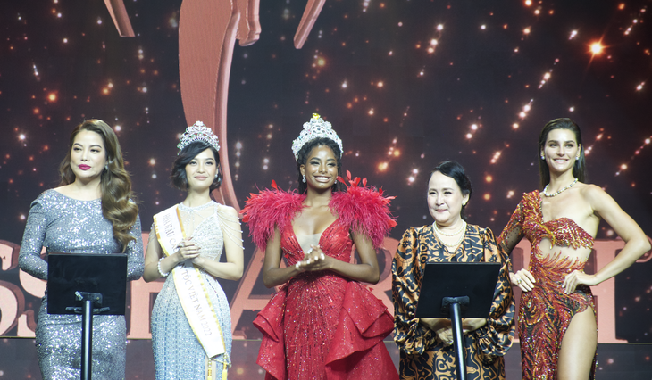 Trương Ngọc Ánh giải thích lý do Hoa hậu Nông Thúy Hằng không thi Miss Earth 2022 - Ảnh 4.