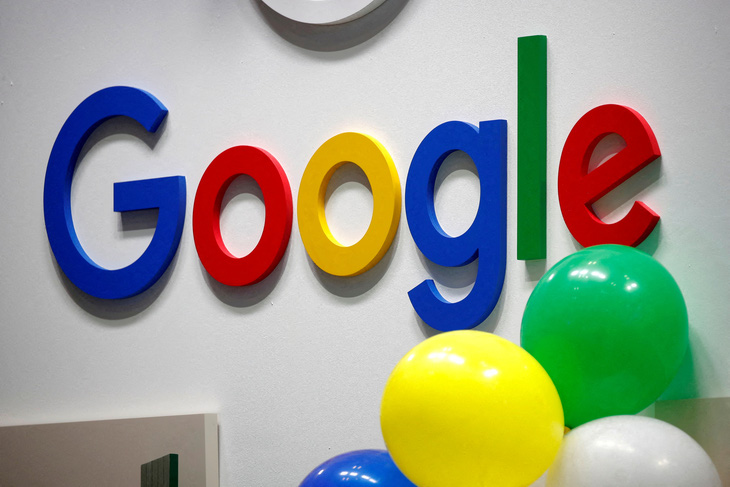 Google bị phạt hơn 370 triệu USD ở Nga vì không xóa nội dung bất hợp pháp - Ảnh 1.