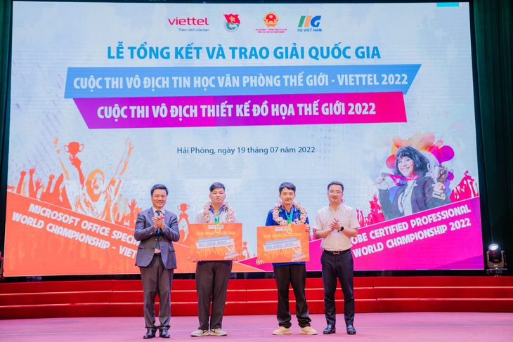 9 quán quân nhận giải vô địch tin học văn phòng và thiết kế đồ họa thế giới năm 2022 - Ảnh 1.