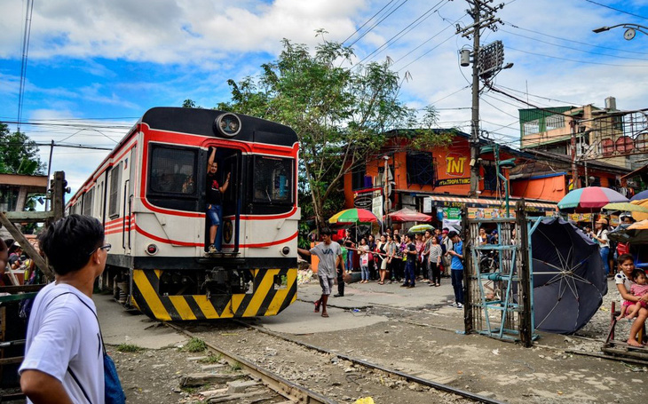 Chuyên gia cảnh báo nguy cơ nợ khi Philippines muốn đàm phán lại khoản vay với Trung Quốc