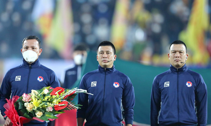 Trọng tài FIFA Hoàng Ngọc Hà không được phân công làm nhiệm vụ tại vòng 9 V-League 2022 - Ảnh 1.