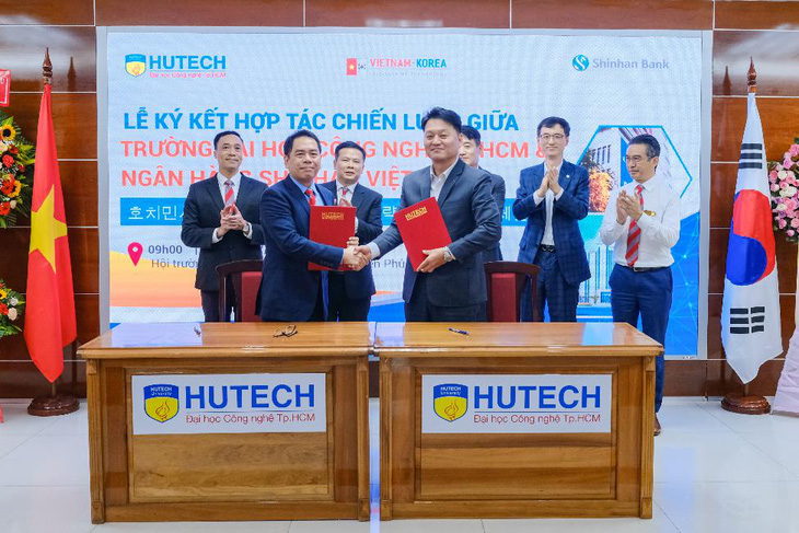 HUTECH hợp tác chiến lược cùng Ngân hàng Shinhan Việt Nam - Ảnh 1.