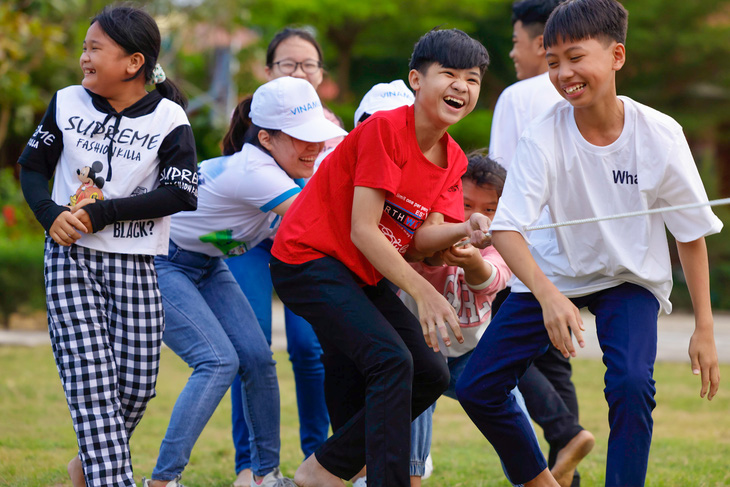 Khoảnh khắc đẹp trên hành trình Quỹ sữa Vươn cao Việt Nam năm thứ 15 - Ảnh 2.