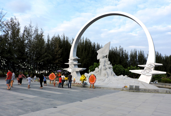 Sẽ xây dựng công viên văn hóa và bảo tàng Trường Sa trên bán đảo Cam Ranh - Ảnh 1.