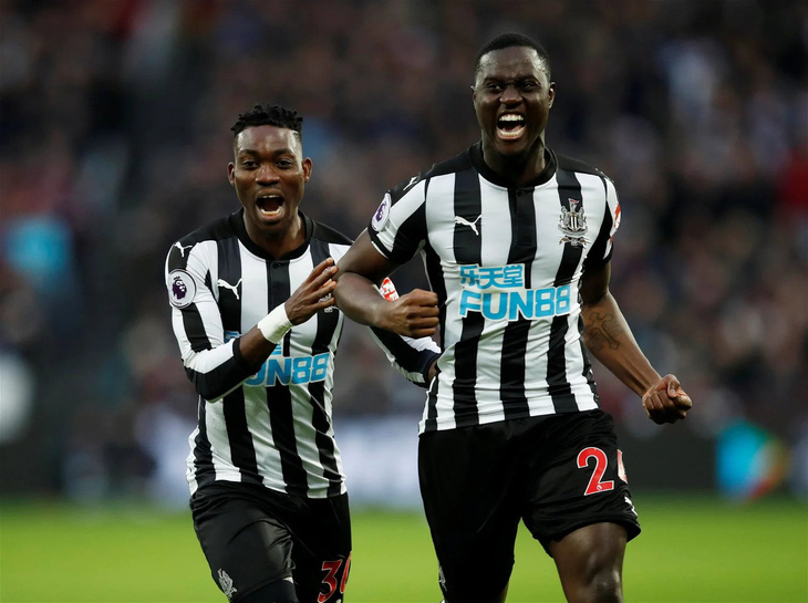 Cựu cầu thủ Newcastle ở Pau FC: ‘Quang Hải có cái chân trái rất khéo’ - Ảnh 1.