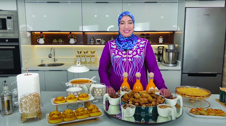 Phụ nữ Ả Rập: Nấu ăn trực tuyến không chỉ là niềm vui - Ảnh 3.