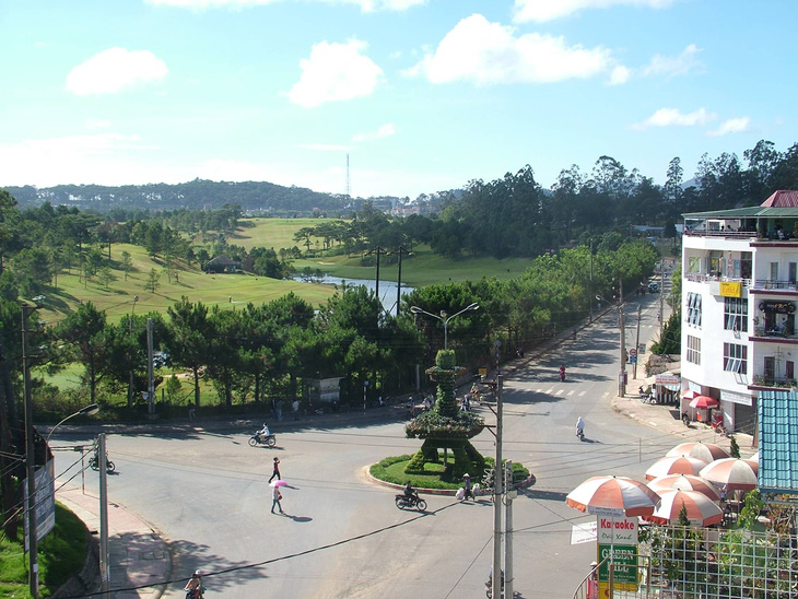 Trả lại em yêu, khung trời đại học - Kỳ 1: Đại học Đà Lạt của kẻ thả mộng theo mây - Ảnh 2.