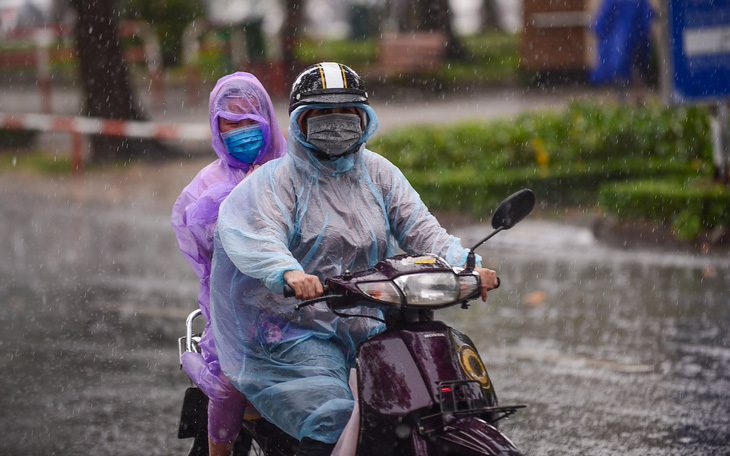 Thời tiết 28-7: Nam Bộ có mưa, Bắc Bộ sắp hết nắng nóng