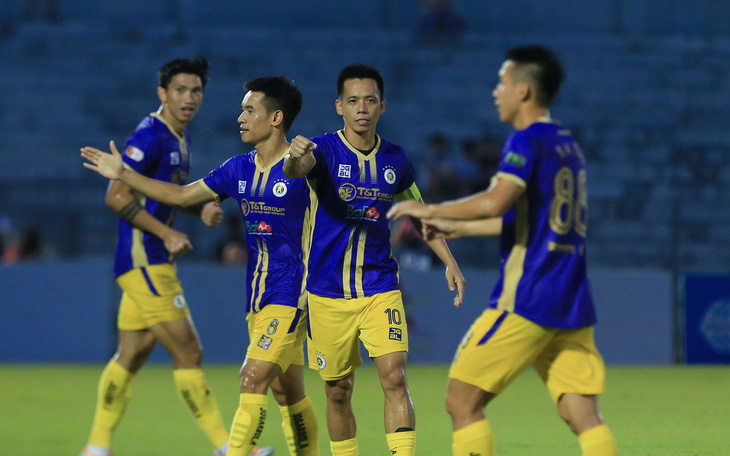 Lịch trực tiếp vòng 15 V-League 2022: Bình Dương - Viettel, Hà Nội - Bình Định, HAGL - Sài Gòn