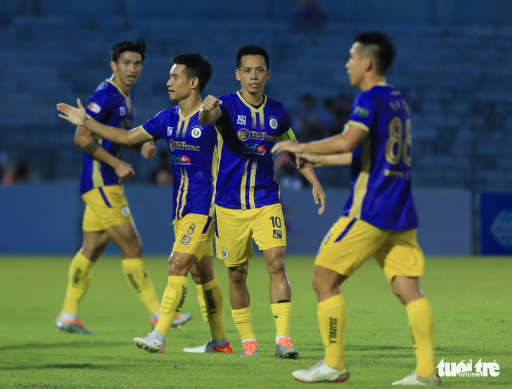 Văn Quyết: Hà Nội FC hiểu đối thủ vì có chuyên gia phân tích - Ảnh 1.