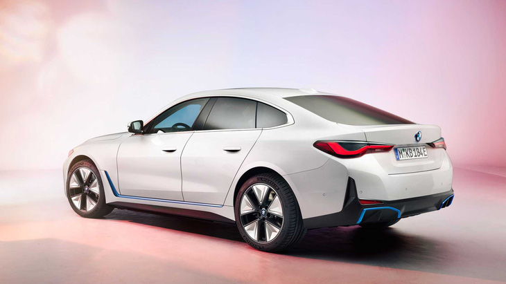 Sedan điện mới BMW i4 gây thất vọng về độ an toàn - Ảnh 8.