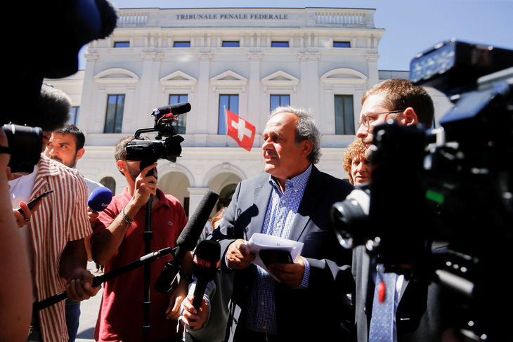 Sepp Blatter và Michel Platini được tuyên trắng án - Ảnh 1.