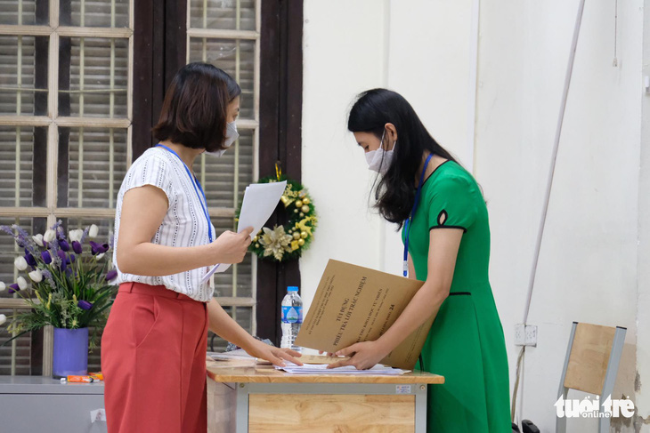 Sáng nay 8-7, thí sinh thi bài thi khoa học tự nhiên, khoa học xã hội - Ảnh 5.