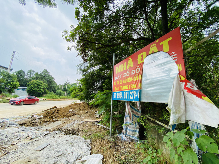 Văn phòng nhà đất chuyển qua bán bia hơi, trà đá - Ảnh 3.