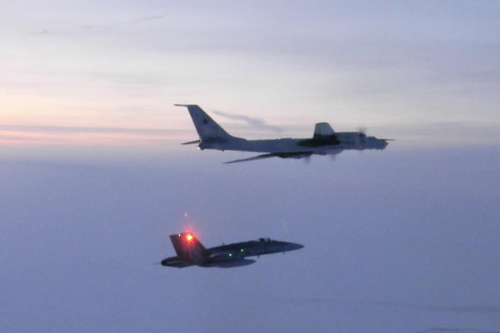 Mỹ tố máy bay trinh sát của Nga vi phạm vùng nhận dạng phòng không Alaska - Ảnh 1.