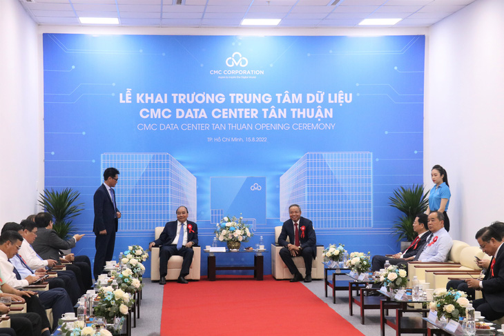 Chủ tịch nước Nguyễn Xuân Phúc: Hy vọng CMC Tân Thuận sẽ là trái tim trong chuyển đổi số - Ảnh 1.