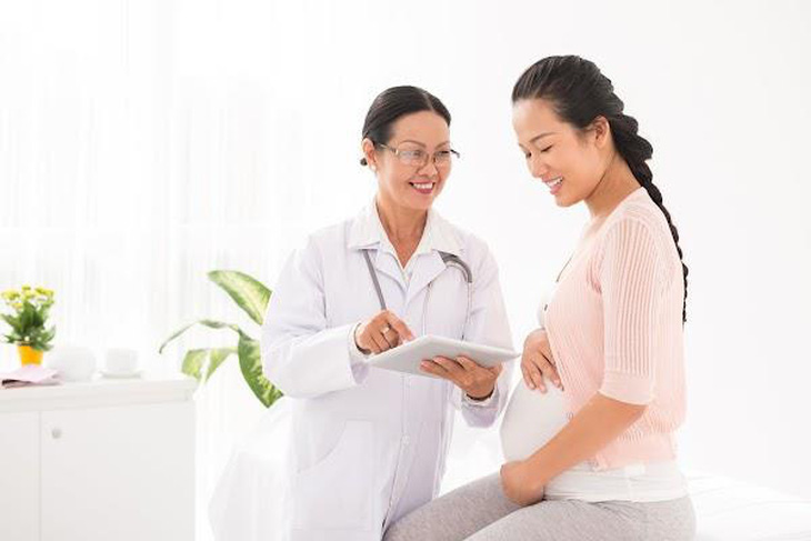 Bổ sung kháng thể IgG: ‘áo giáp miễn dịch’ cho mẹ và bé suốt thai kỳ - Ảnh 1.