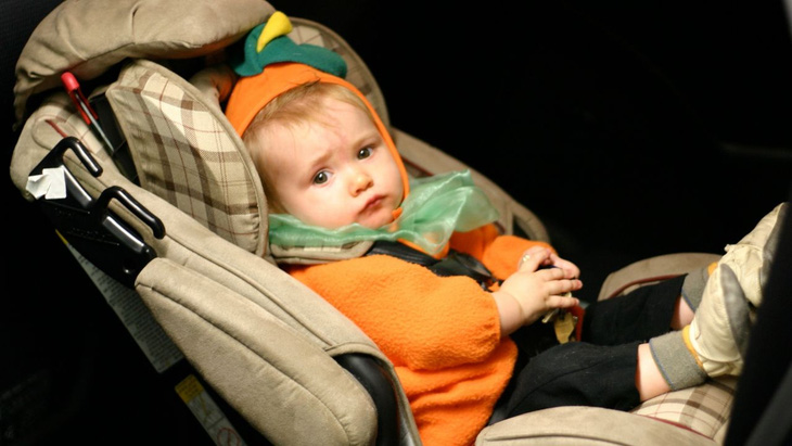 Consumer Reports: Ghế ngồi ôtô cho trẻ em có hóa chất độc hại - Ảnh 1.