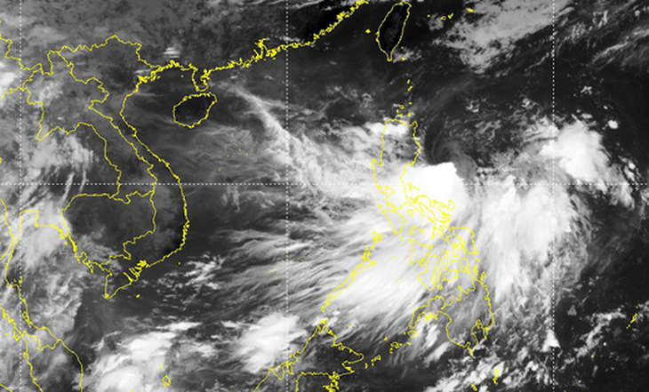 Áp thấp nhiệt đới ngoài khơi Philippines khả năng mạnh lên thành bão và đi vào Biển Đông - Ảnh 1.