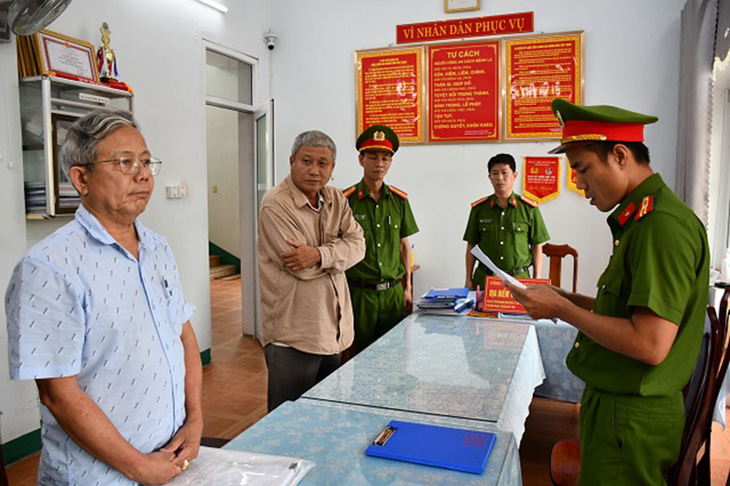 Nghiệm thu không đúng thực tế, nguyên giám đốc ban quản lý dự án bị bắt - Ảnh 1.