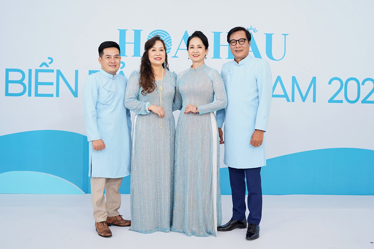 Hoa hậu Thùy Tiên hát gây quỹ tại Malaysia; Trấn Thành lên tiếng việc hỗn với đàn chị - Ảnh 5.