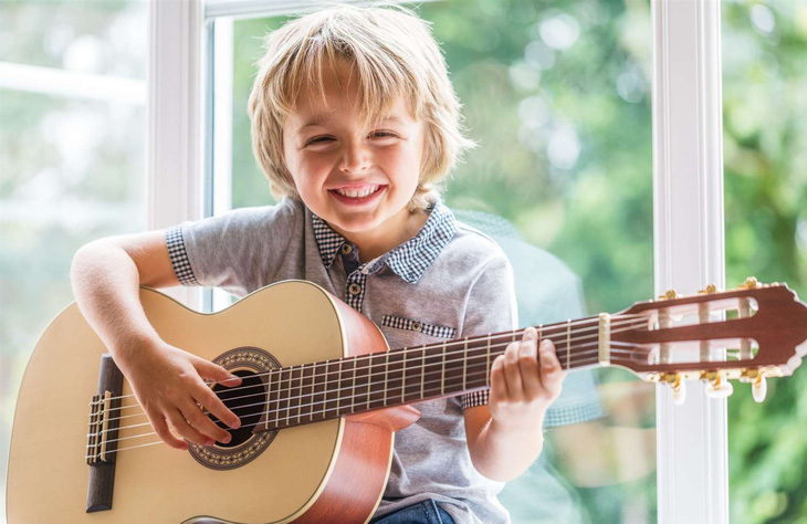 Chơi nhạc cụ thời thơ ấu giúp con người cải thiện nhận thức ở tuổi xế chiều - Ảnh 1.