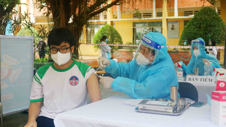 Số lượt tiêm vắc xin cho trẻ em tại TP.HCM gia tăng nhanh - Ảnh 1.