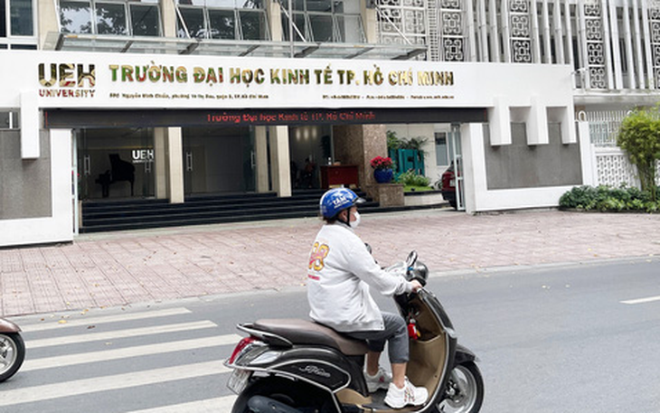 Nhiều đại học tăng học phí kịch trần