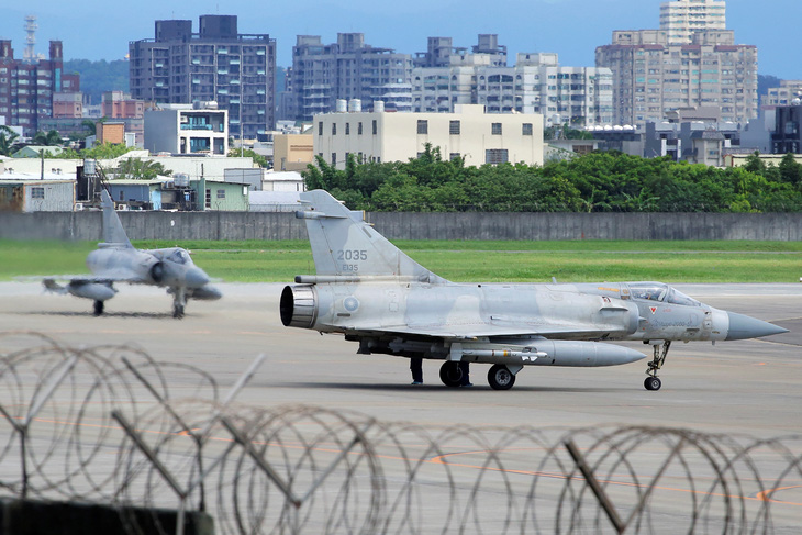 Mỹ triệu đại sứ Trung Quốc vì tập trận quanh Đài Loan, cảnh báo đã chuẩn bị sẵn sàng - Ảnh 1.