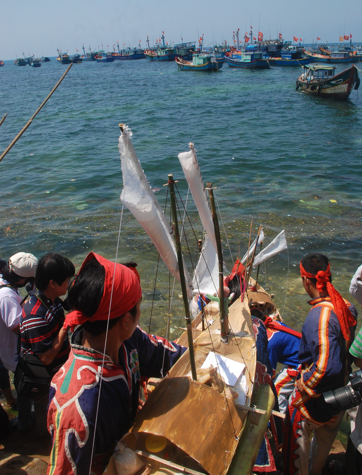 Quảng Ngãi phát triển du lịch chú trọng: Biển, đảo - Văn hóa - Sinh thái - Ảnh 2.