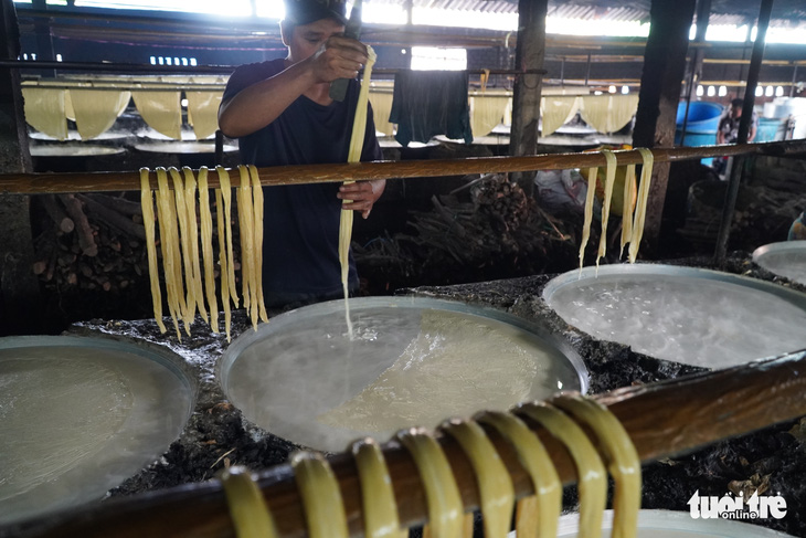 Kỳ công làm món tàu hũ ky vừa giòn, vừa dai và đầy dinh dưỡng - Ảnh 4.