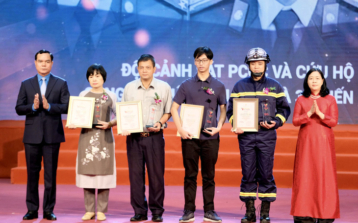 3 chiến sĩ phòng cháy chữa cháy được vinh danh trong chương trình Vinh quang Việt Nam 2022