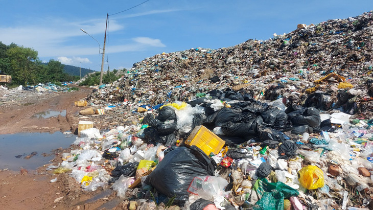 Người dân kiến nghị nhà máy rác Phú Quốc phải đảm bảo không có mùi hôi - Ảnh 2.