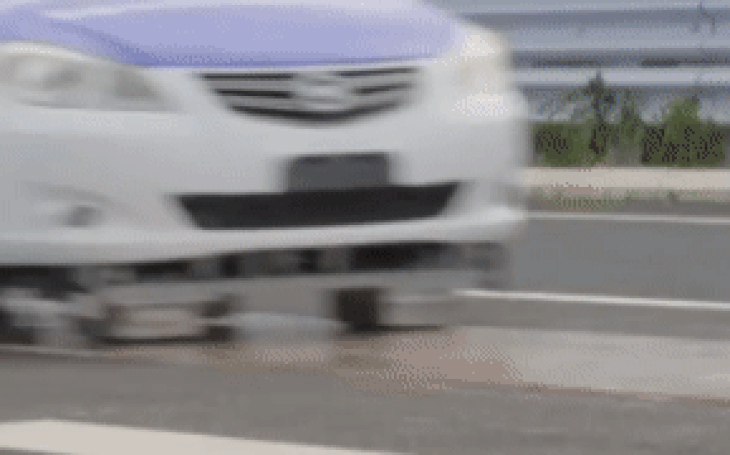 Trung Quốc thử nghiệm xe bay lơ lửng giống tàu đệm từ trường