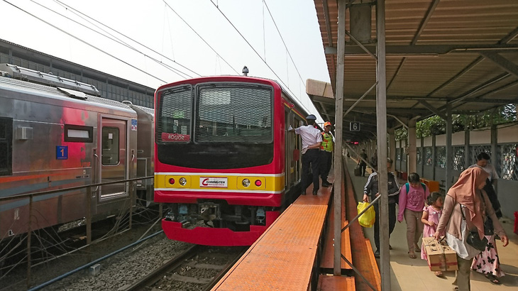 Indonesia đấu giá quyền đặt tên hàng loạt nhà ga đường sắt - Ảnh 1.