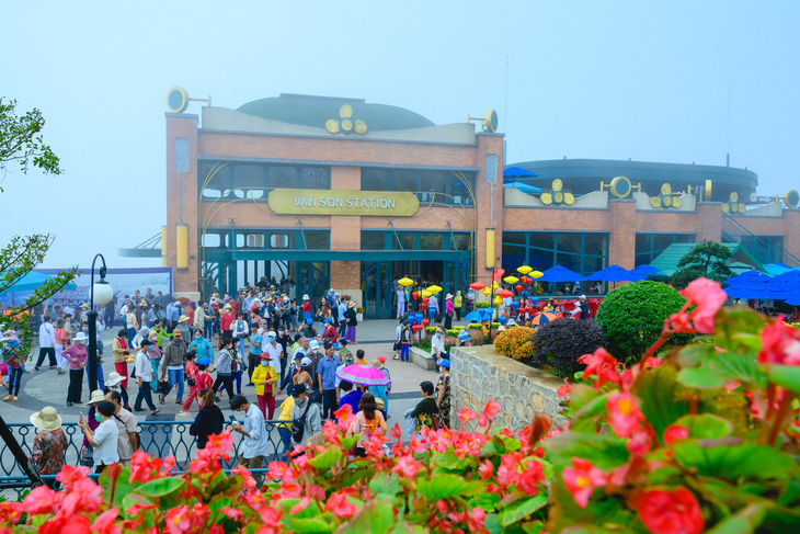 Hội trăng rằm Vân Sơn ghi dấu ấn sức hút du lịch Tây Ninh - Ảnh 1.