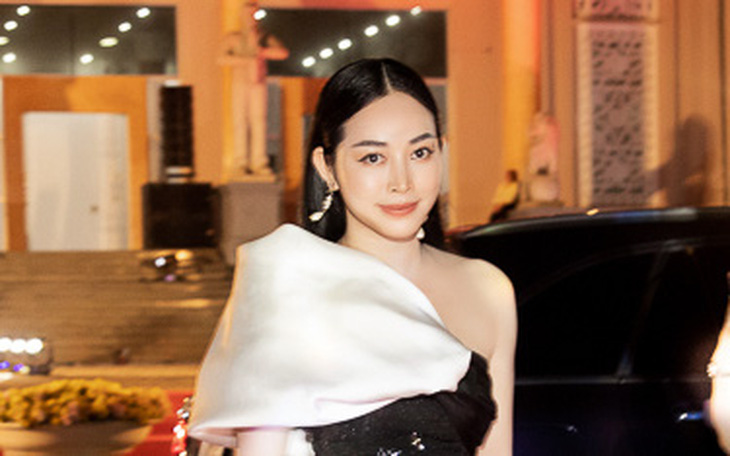 Mai Thanh Hà xuất hiện như "Chương Tử Di Việt Nam" tại Cánh diều vàng 2021