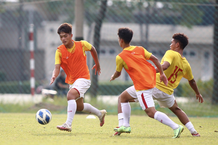 U20 Việt Nam - U20 Hong Kong: Trận đấu then chốt - Ảnh 1.
