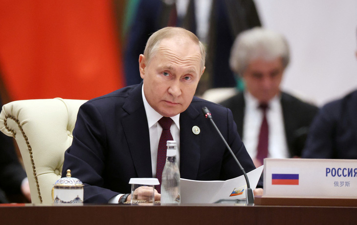 Tổng thống Putin tuyên bố tặng 300.000 tấn phân bón - Ảnh 1.