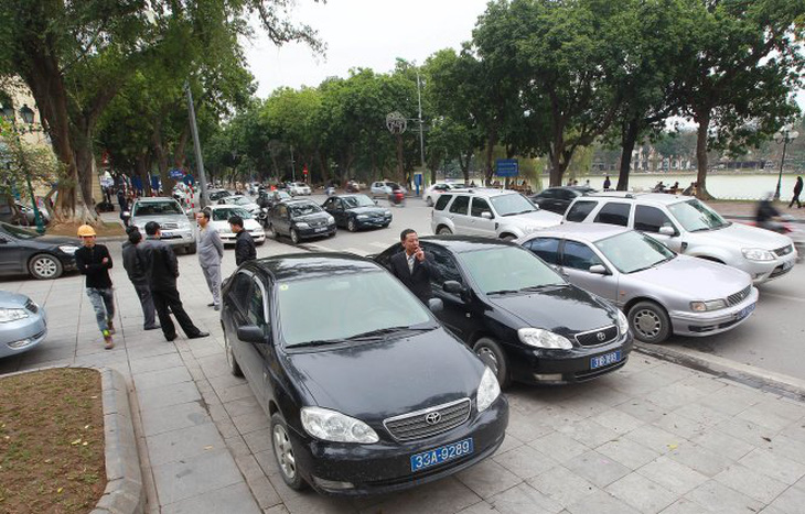 Đề xuất nâng mức giá mua ô tô công một số chức danh lên 1,6 tỉ đồng/xe - Ảnh 1.